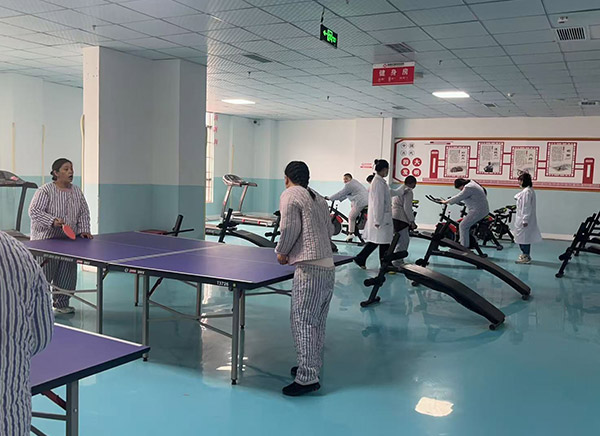 室内工娱活动中心健身房